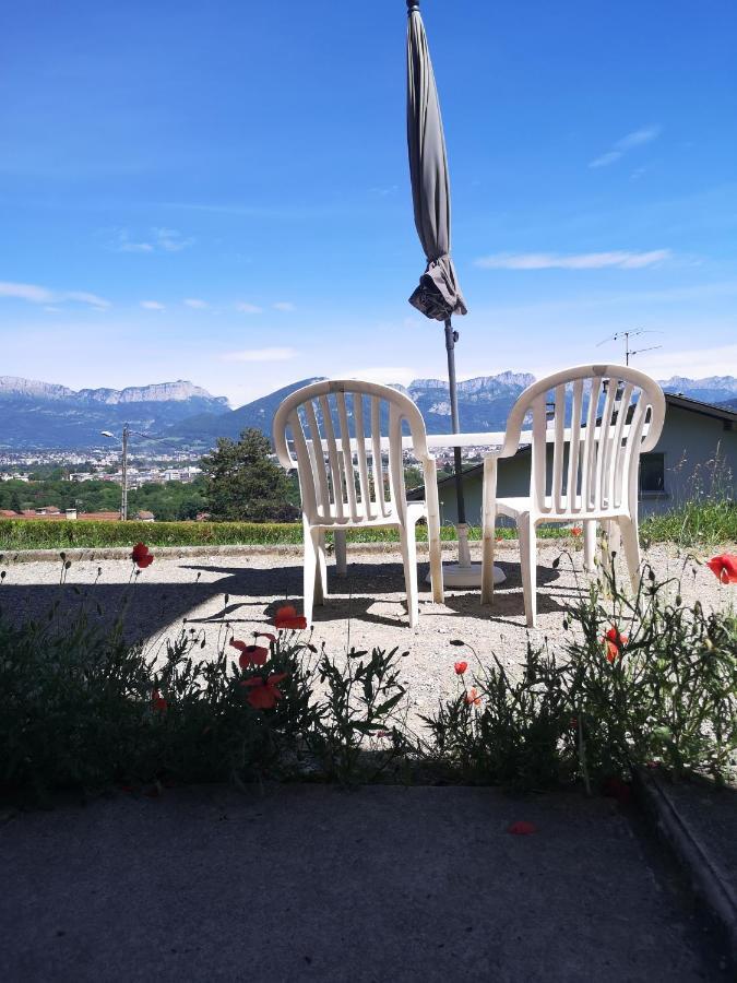 Studio Bellevue Appart Independant Renove 2024 Piscine Parking Proche Centre Annecy Poisy Eksteriør bilde